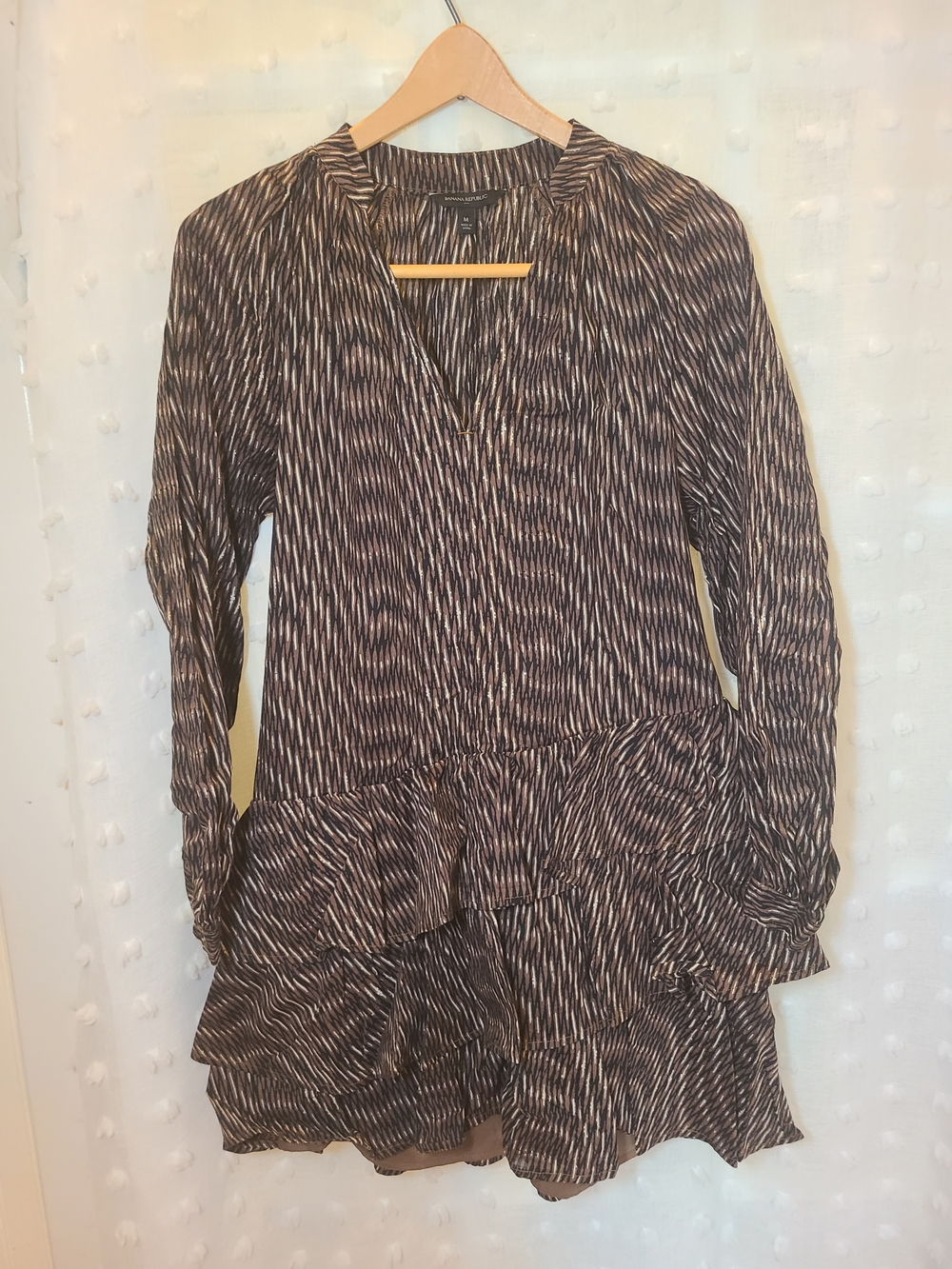 Women's Banana Republic Black and Btown Patterned Tiered Long-Sleeve Dress  0144